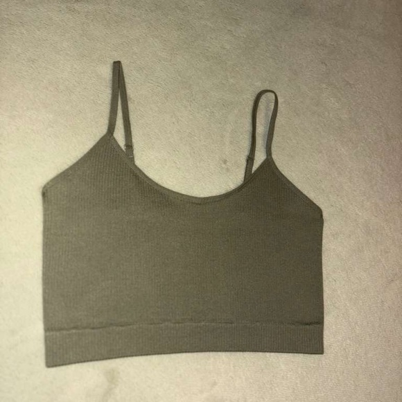 ARDENE Basic Ribbed Crop Tops! - Picture 8 of 9